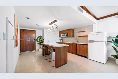 [Address not provided], Miami Beach, FL 33141 - Photo 13