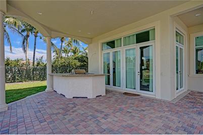 1130 Harbor Ct, Hollywood, FL 33019 - Photo 31