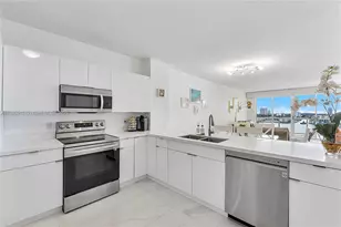 17050 N Bay Rd, Sunny Isles Beach, FL 33160 - Photo 11