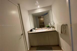 4111 S Ocean Dr, Hollywood, FL 33019 - Photo 39