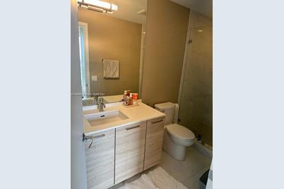 16385 Biscayne Blvd #7, North Miami Beach, FL 33160 - Photo 35