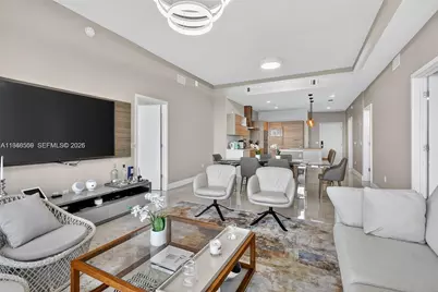 16385 Biscayne Blvd #7, North Miami Beach, FL 33160 - Photo 37
