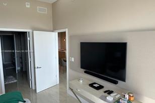 16385 Biscayne Blvd, North Miami Beach, FL 33160 - Photo 37