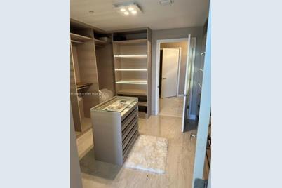 16385 Biscayne Blvd #7, North Miami Beach, FL 33160 - Photo 45