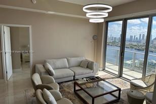 16385 Biscayne Blvd, North Miami Beach, FL 33160 - Photo 23