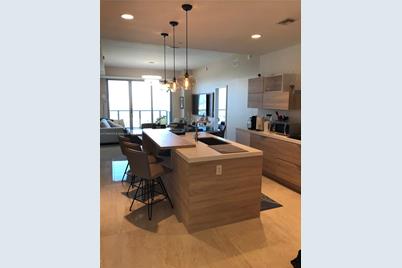 16385 Biscayne Blvd #7, North Miami Beach, FL 33160 - Photo 17