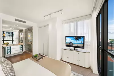 2201 Collins Ave #811, Miami Beach, FL 33139 - Photo 23