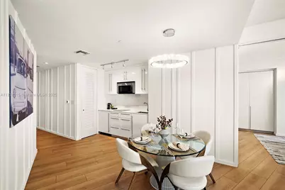 2201 Collins Ave #811, Miami Beach, FL 33139 - Photo 9