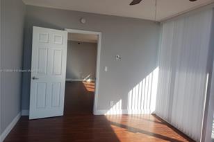 1720 Harrison St, Hollywood, FL 33020 - Photo 13