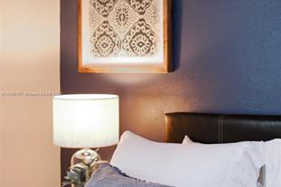 7904 West Dr, North Bay Village, FL 33141 - Photo 9