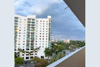 7904 West Dr #812, North Bay Village, FL 33141 - Photo 25
