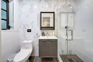 801 Harrison St, Hollywood, FL 33019 - Photo 27