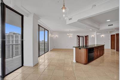 19667 Turnberry Way #26B, Aventura, FL 33180 - Photo 7