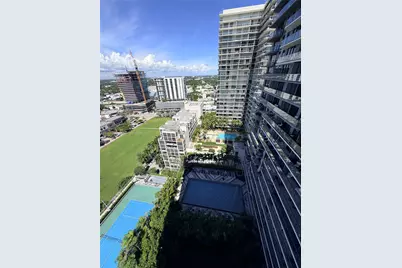 121 NE 34 St #2215, Miami, FL 33137 - Photo 3