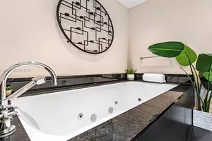 101 20th St, Miami Beach, FL 33139 - Photo 29