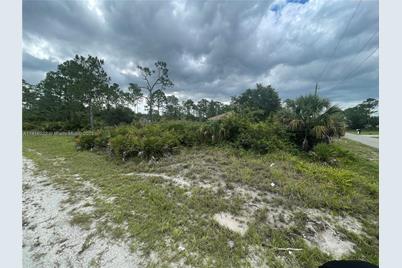 1000 W 13th St, Lehigh Acres, FL 33972 - Photo 1