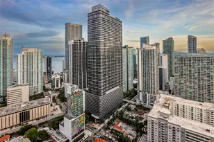 55 SW 9th St, Miami, FL 33130 - Photo 5