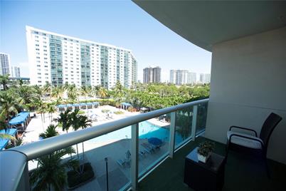 19370 Collins Ave #402 - Photo 1
