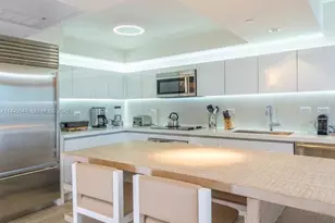 102 24th St, Miami Beach, FL 33139 - Photo 7
