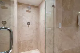 102 24th St, Miami Beach, FL 33139 - Photo 9