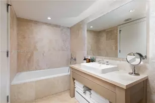 102 24th St, Miami Beach, FL 33139 - Photo 13