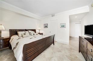781 Crandon Blvd - Photo 11
