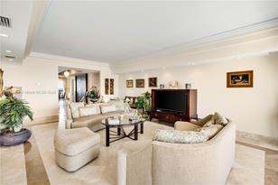 781 Crandon Blvd - Photo 3