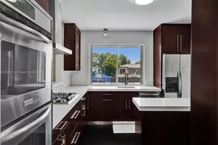 1912 NE 119th Rd, North Miami, FL 33181 - Photo 15