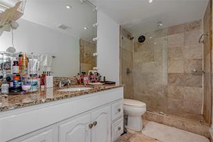555 NE 15th St, Miami, FL 33132 - Photo 27