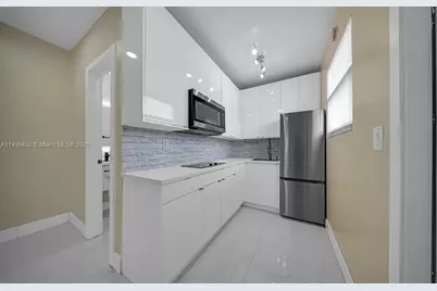 3360 E 10th Ave, Hialeah, FL 33013 - Photo 23