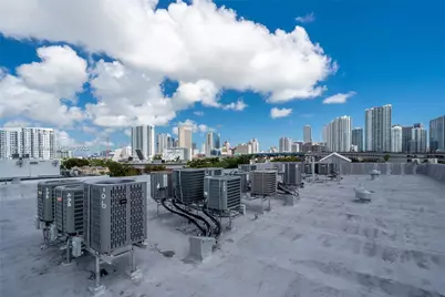 440 SW 5th Ave, Miami, FL 33130 - Photo 13