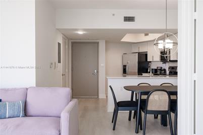 1750 N Bayshore Dr #2401, Miami, FL 33132 - Photo 27