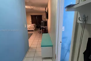 110 Royal Palm Rd, Hialeah Gardens, FL 33016 - Photo 13