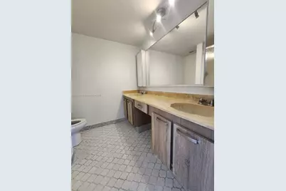 13499 Biscayne Blvd #1513, North Miami, FL 33181 - Photo 23
