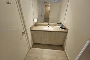 4111 S Ocean Dr, Hollywood, FL 33019 - Photo 19