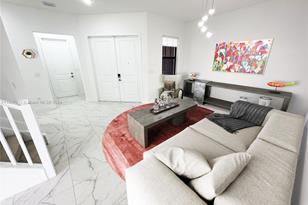 4577 Sw 173rd Ave, Hollywood, FL 33029
