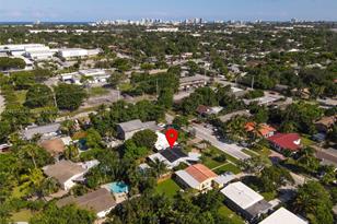 201 NE 16th Ct, Fort Lauderdale, FL 33305 - Photo 57