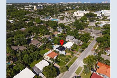 201 NE 16th Ct, Fort Lauderdale, FL 33305 - Photo 55