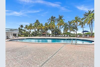 2655 Collins Ave #706, Miami Beach, FL 33140 - Photo 15