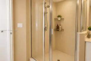 16699 Collins Ave, Sunny Isles Beach, FL 33160 - Photo 13
