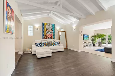 433 E Dilido Dr, Miami Beach, FL 33139 - Photo 11