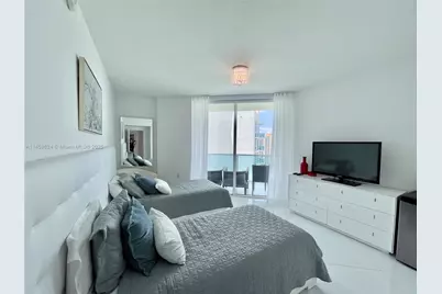 200 Sunny Isles Blvd #2-PH2, Sunny Isles Beach, FL 33160 - Photo 17