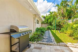 2167 NE 58th St, Fort Lauderdale, FL 33308 - Photo 31