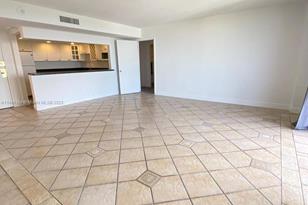 13499 Biscayne Blvd, North Miami, FL 33181 - Photo 19