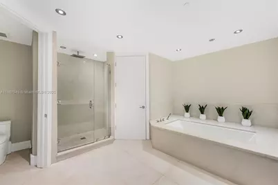 5959 Collins Ave #606, Miami Beach, FL 33140 - Photo 19