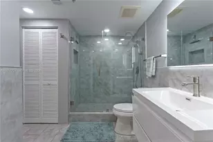 1750 N Bayshore Dr, Miami, FL 33132 - Photo 1