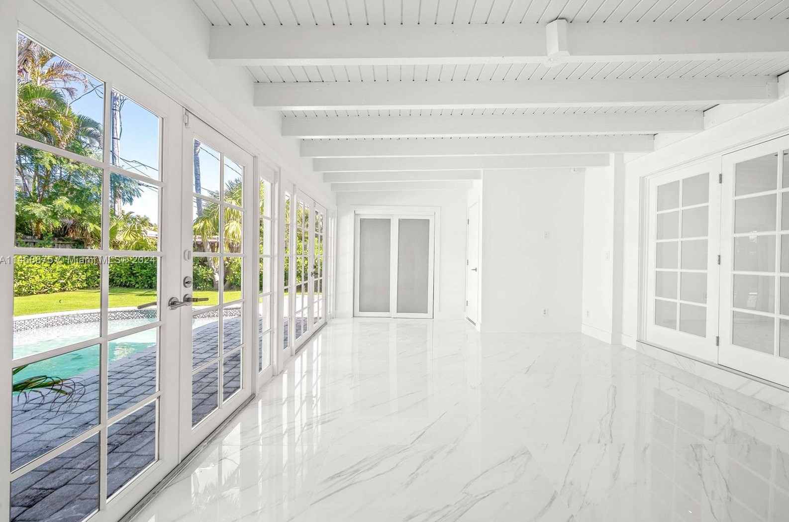 345 Fairway Dr, Miami FL exterior