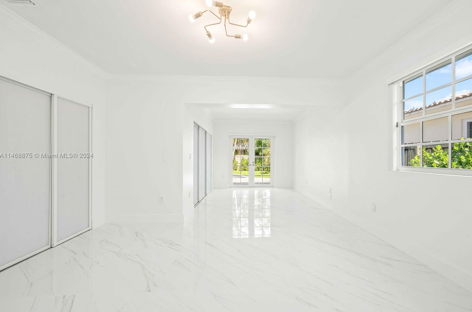 345 Fairway Dr, Miami FL exterior