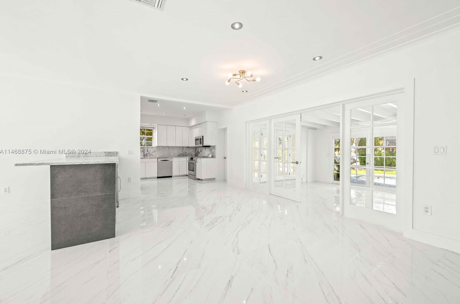 345 Fairway Dr, Miami FL exterior