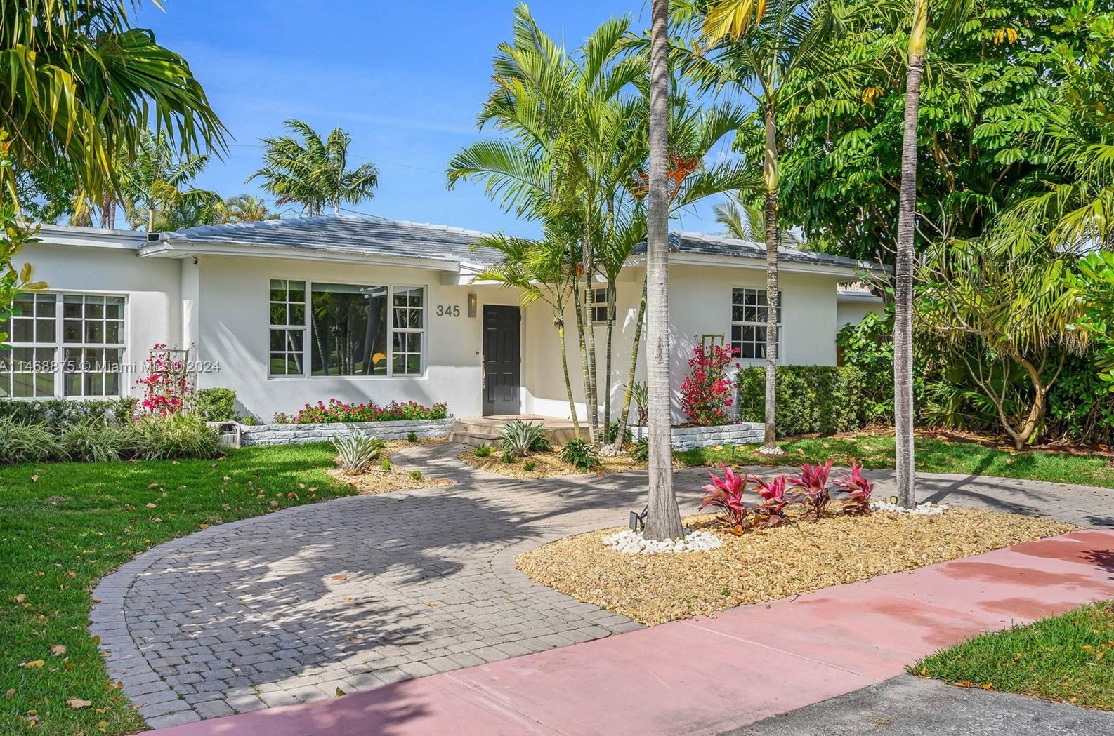 345 Fairway Dr, Miami FL exterior